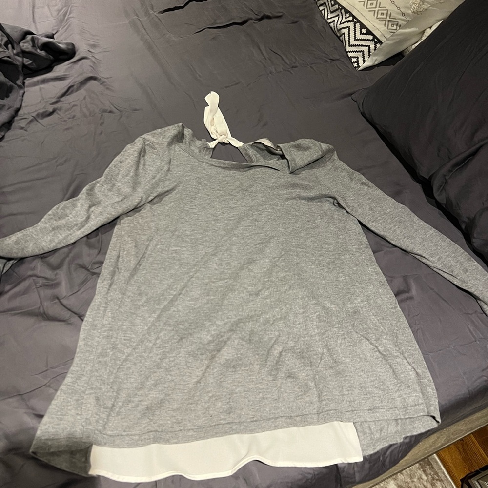 LOFT Gray Sweater - Back Bow Blouse